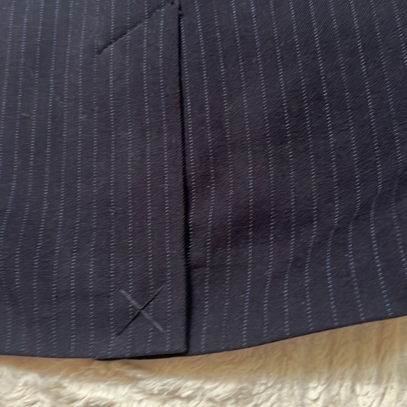 Banana Republic lined skirt, navy pinstripe, Size 4, New with tags - Picture 7 of 16